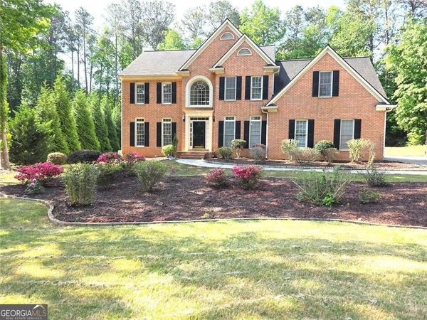 2255 Fairwood Circle, Jonesboro, GA 30236