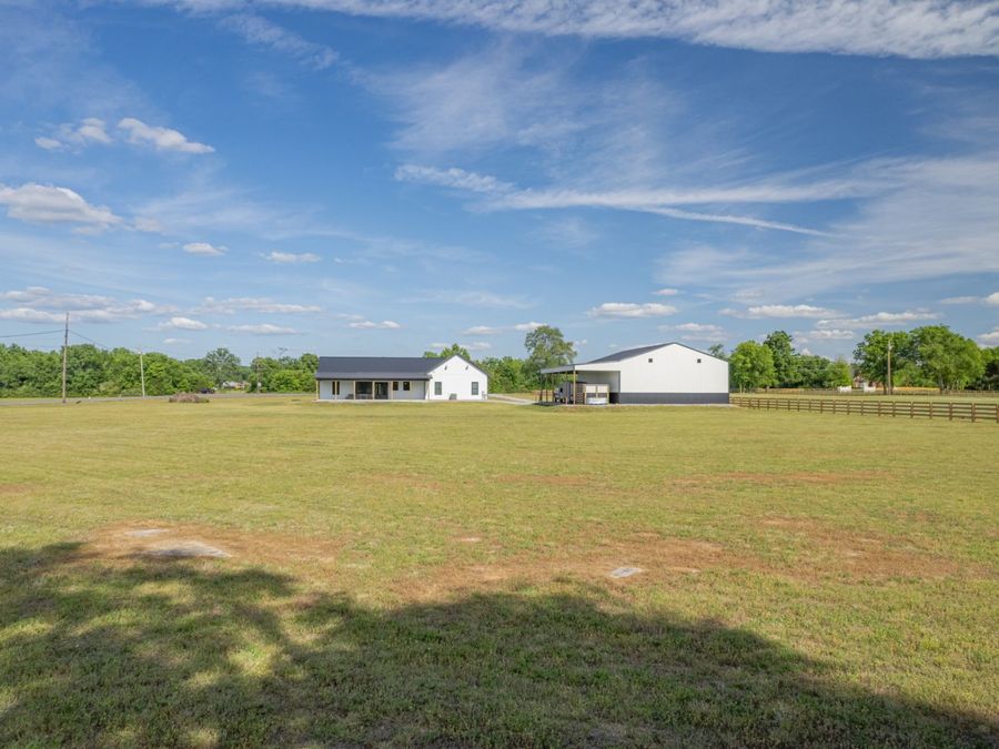 Property Image 100