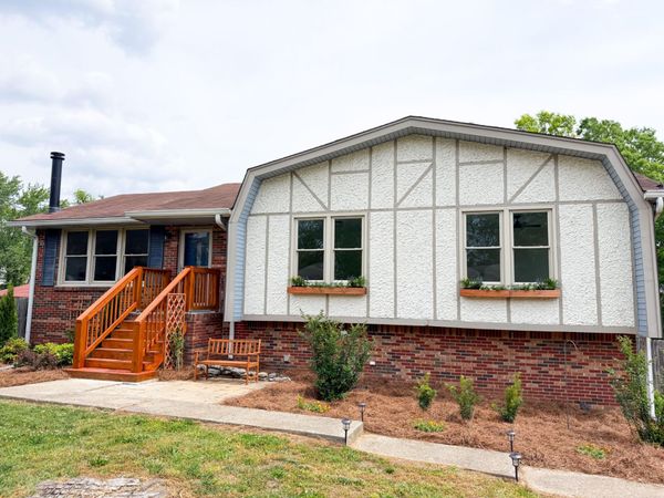 119 Susan Dr , Hendersonville, TN 37075