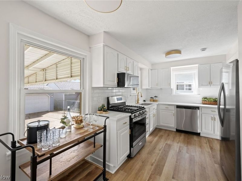 7511 Wooster Pky , Parma, OH 44129 Photo 4