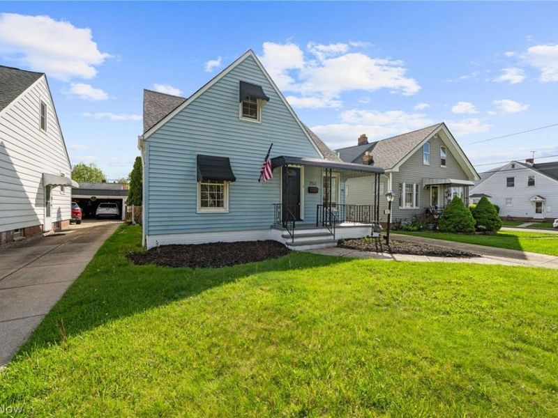 7511 Wooster Pky , Parma, OH 44129 Photo 7