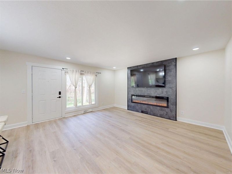 738 Edgewood Road , Richmond Heights, OH 44143 Photo 5