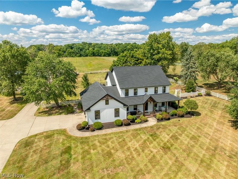 11121 Geib Avenue NE, Hartville, OH 44632 Photo 2