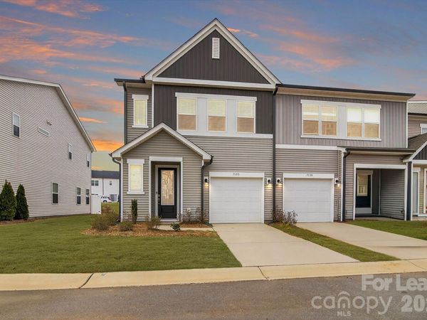 7135 Millie Fae Alley, Charlotte, NC 28269