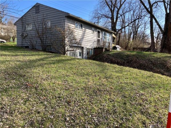 2570 Reiter Road, Penn Hills, PA 15235