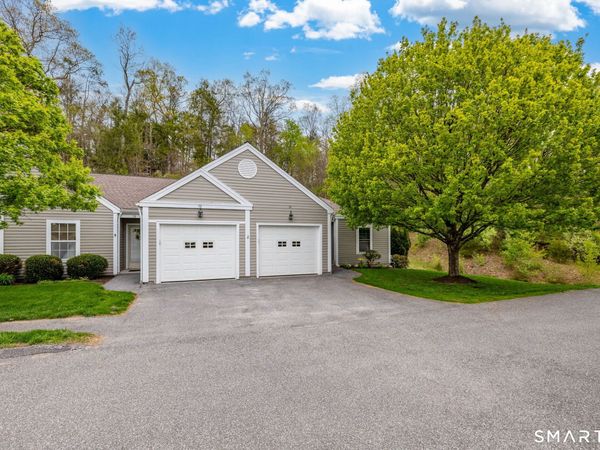 54 Elizabeth, Unit 54, Newtown, CT 06482