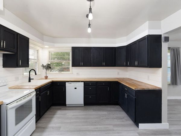 1912 88th Avenue, Zeeland, MI 49464