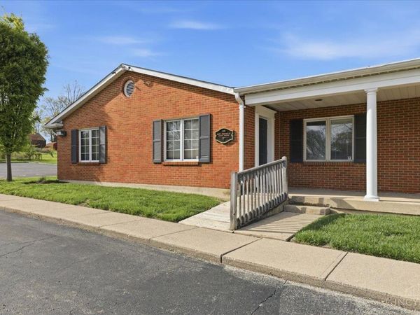 136 N Breiel Boulevard, Middletown, OH 45042