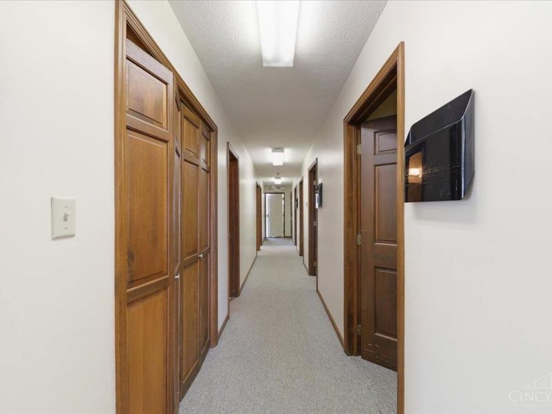 136 N Breiel Boulevard, Middletown, OH 45042 Photo 15