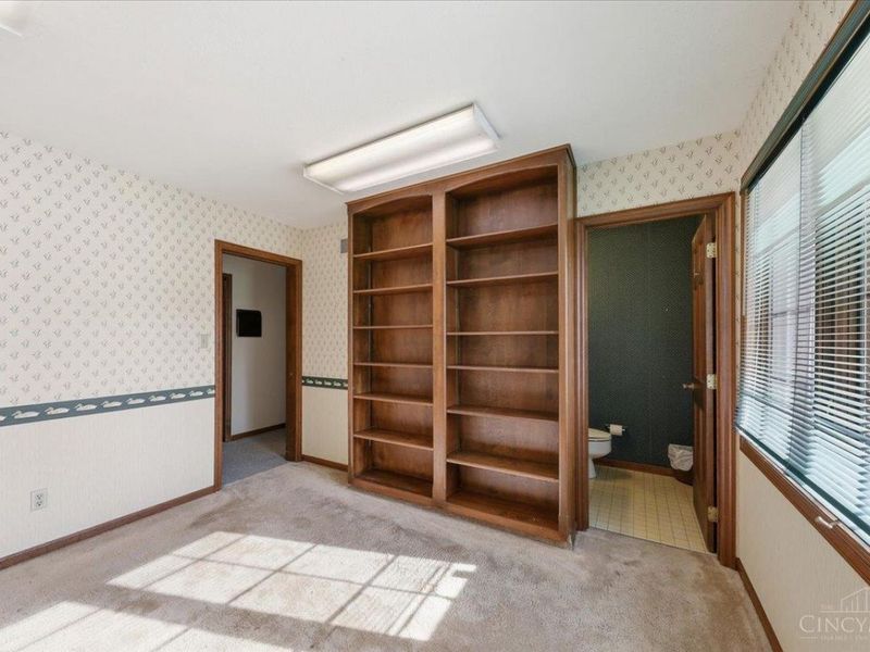 136 N Breiel Boulevard, Middletown, OH 45042 Photo 24