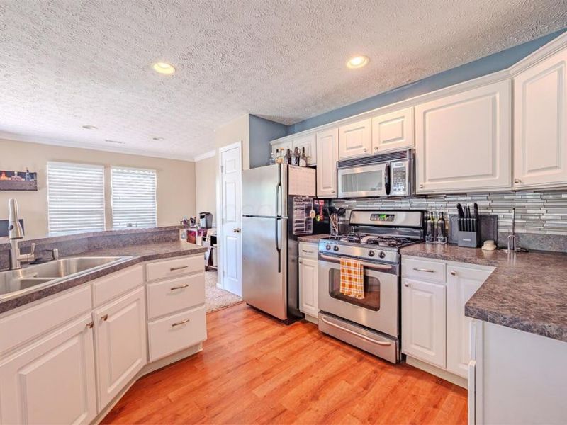 3430 Fishinger Mill Drive , Hilliard, OH 43026 Photo 11