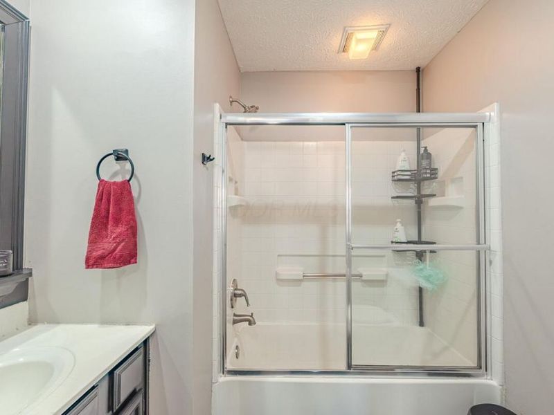 3430 Fishinger Mill Drive , Hilliard, OH 43026 Photo 18