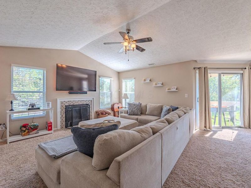 3430 Fishinger Mill Drive , Hilliard, OH 43026 Photo 5