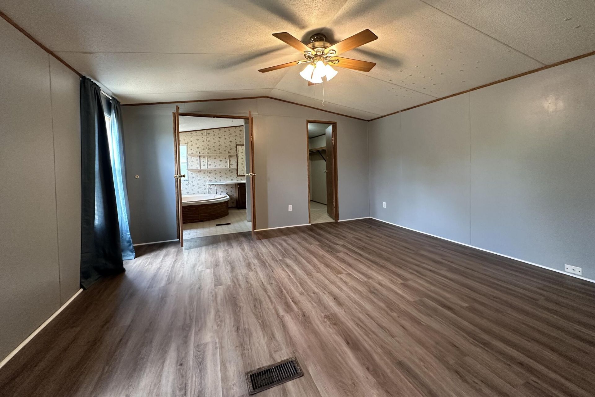 321 Copperhead Road Photo 10
