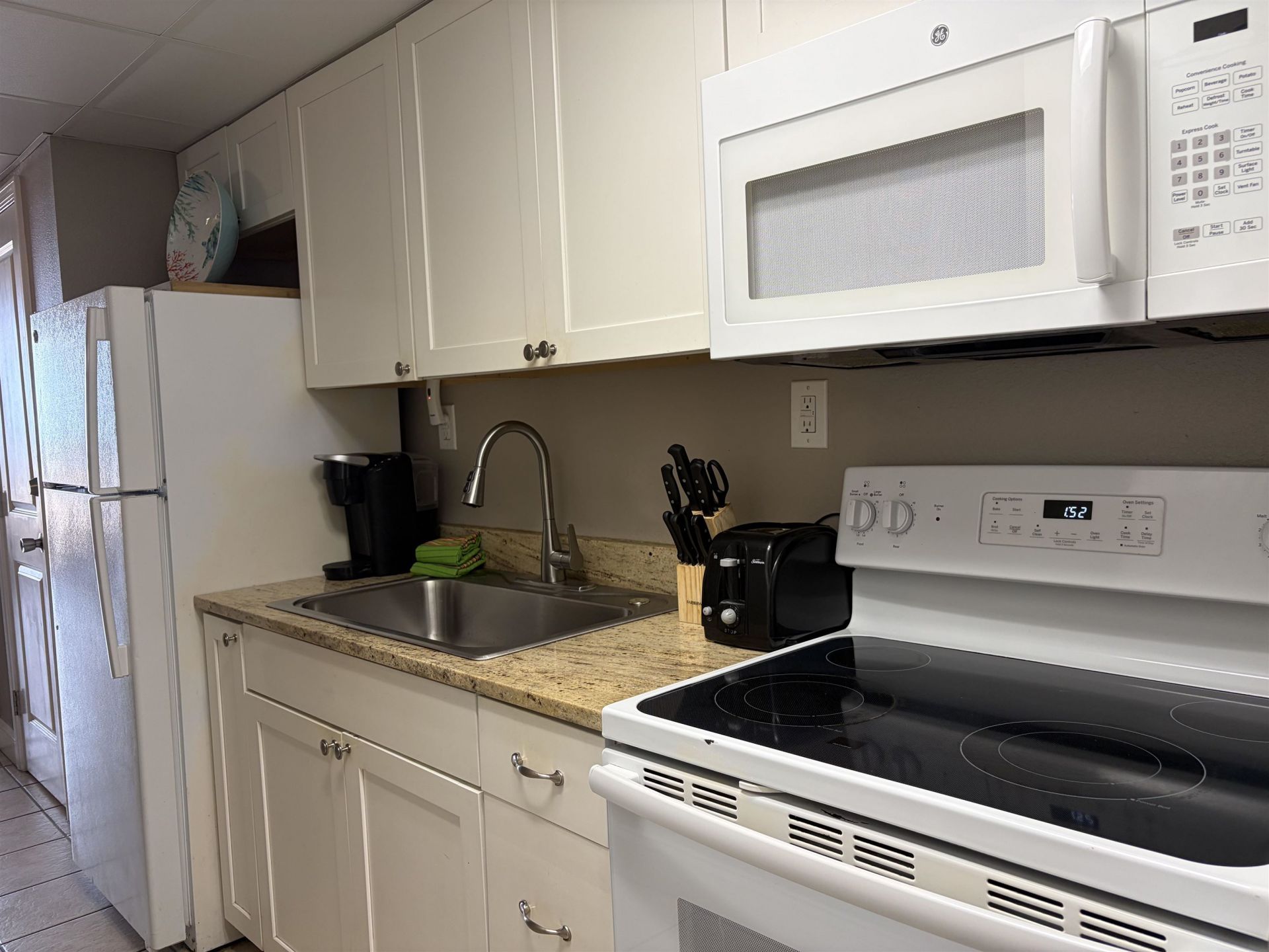 6900 N Ocean Blvd. Photo 22