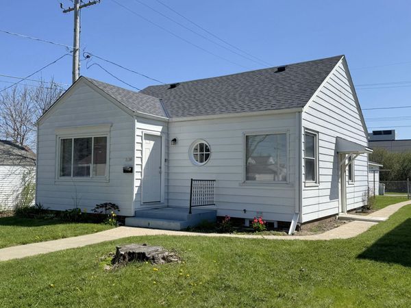 3120 S 21st St, Milwaukee, WI 53215