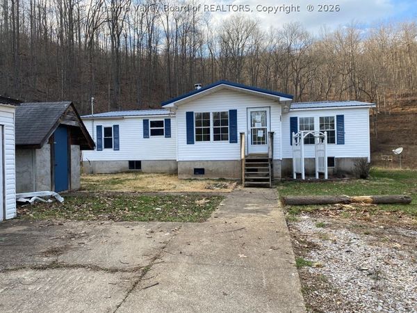 287 Shamblin Run Road, Procious, WV 25164