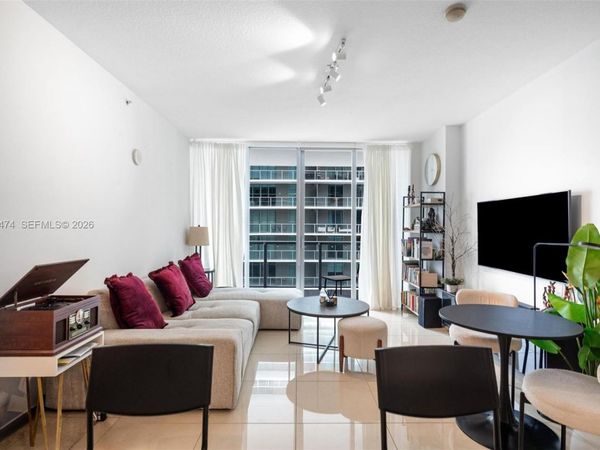 79 SW 12th St, Unit 2908-S, Miami, FL 33130