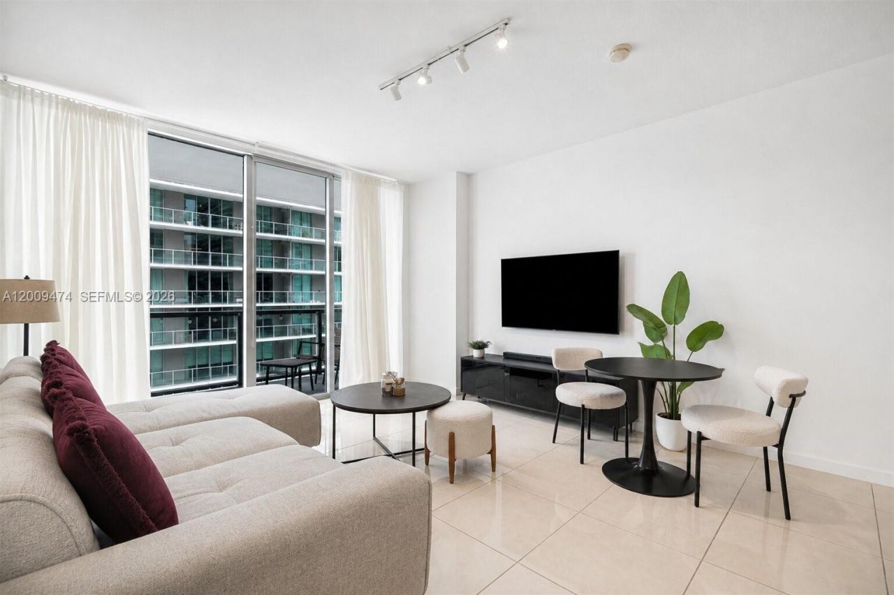 79 SW 12th St , Unit 2908-S, Miami, FL 33130 Photo