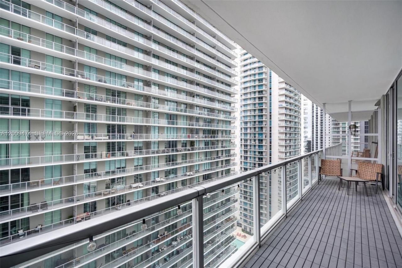 79 SW 12th St , Unit 2908-S, Miami, FL 33130 Photo