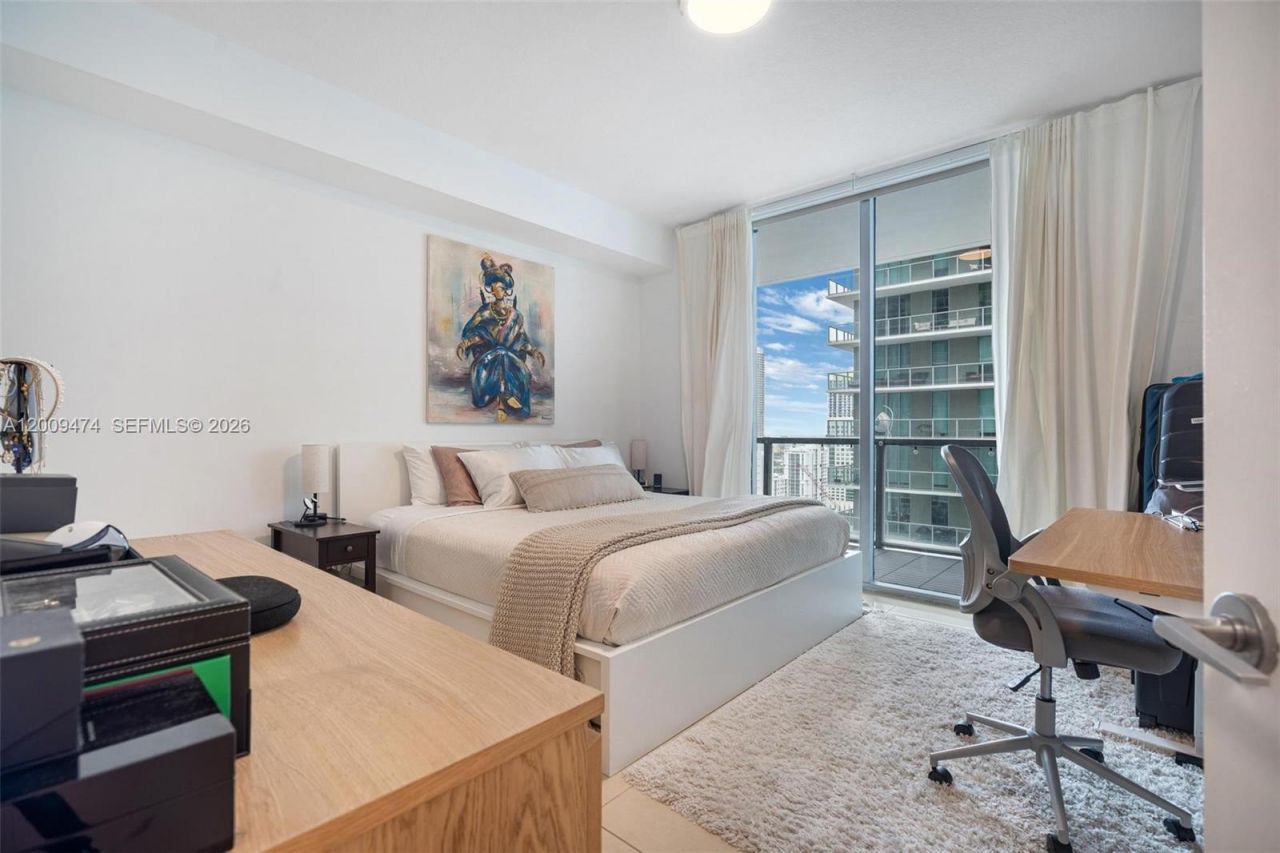 79 SW 12th St , Unit 2908-S, Miami, FL 33130 Photo