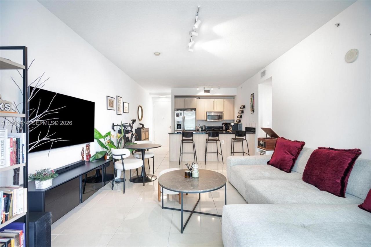 79 SW 12th St , Unit 2908-S, Miami, FL 33130 Photo