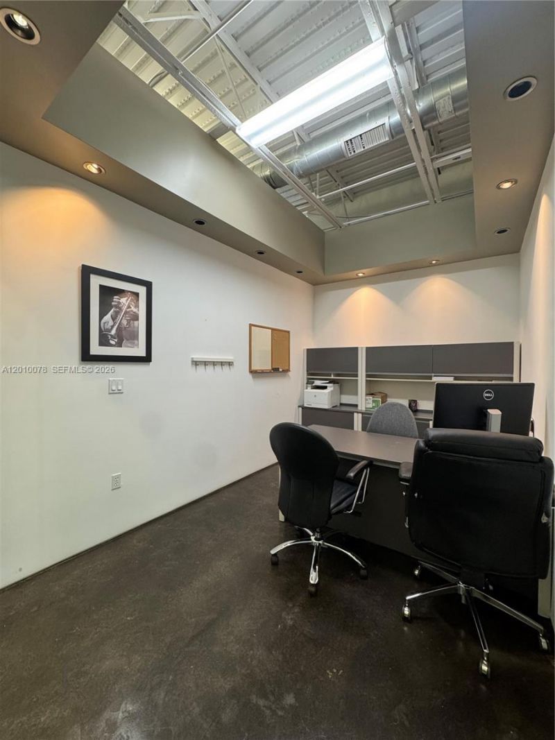 625 NW 121st St , North Miami, FL 33168 Photo