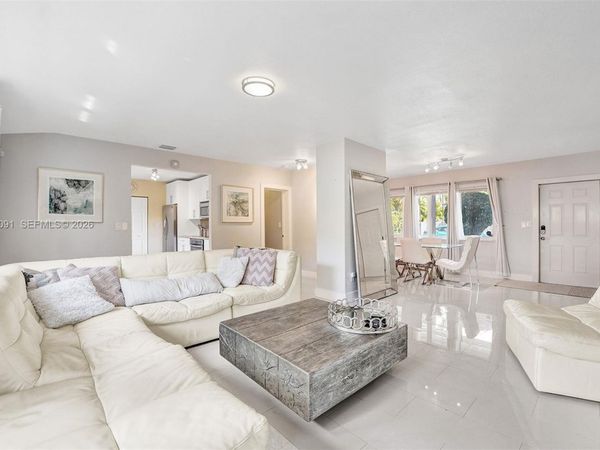 1146 NE 17th Ter , Unit 1146, Fort Lauderdale, FL 33304