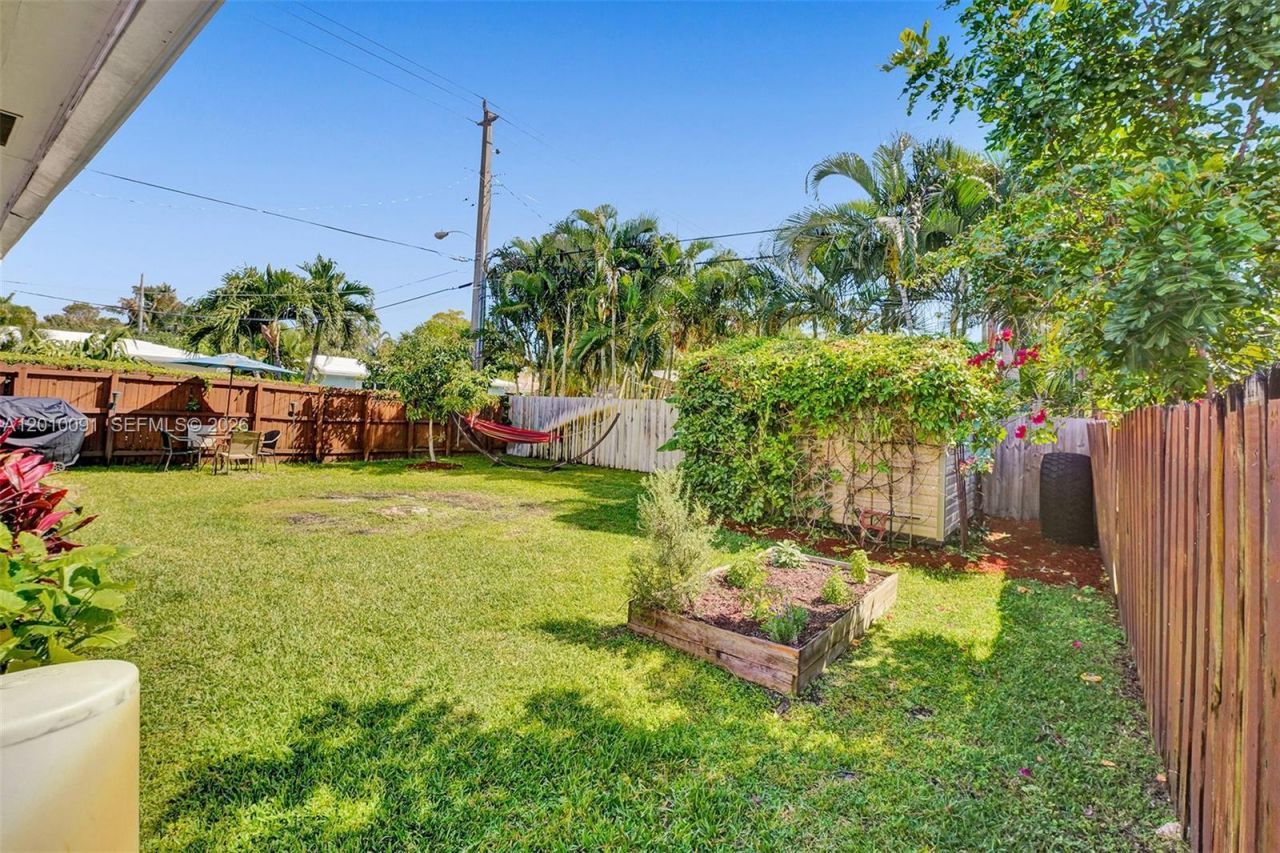 1146 NE 17th Ter, Unit 1146, Fort Lauderdale, FL 33304 Photo