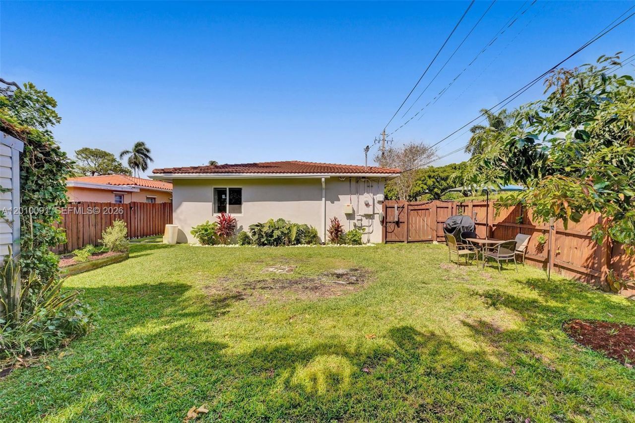 1146 NE 17th Ter, Unit 1146, Fort Lauderdale, FL 33304 Photo
