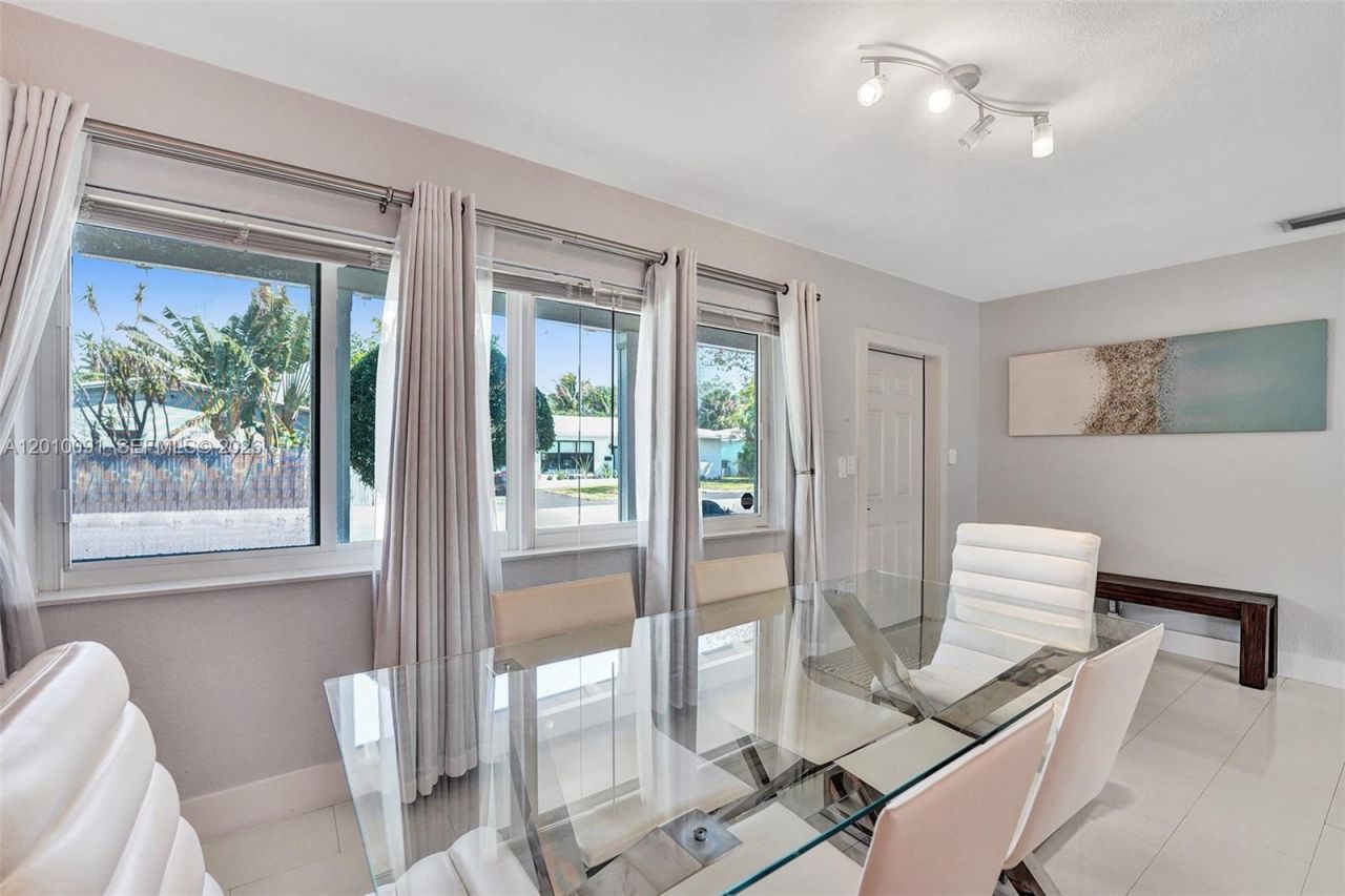 1146 NE 17th Ter, Unit 1146, Fort Lauderdale, FL 33304 Photo