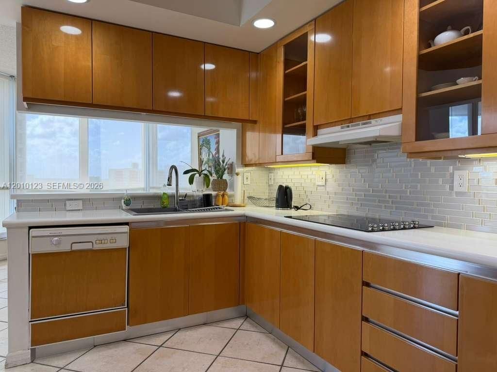 21150 Point Pl , Unit 1202, Aventura, FL 33180 Photo