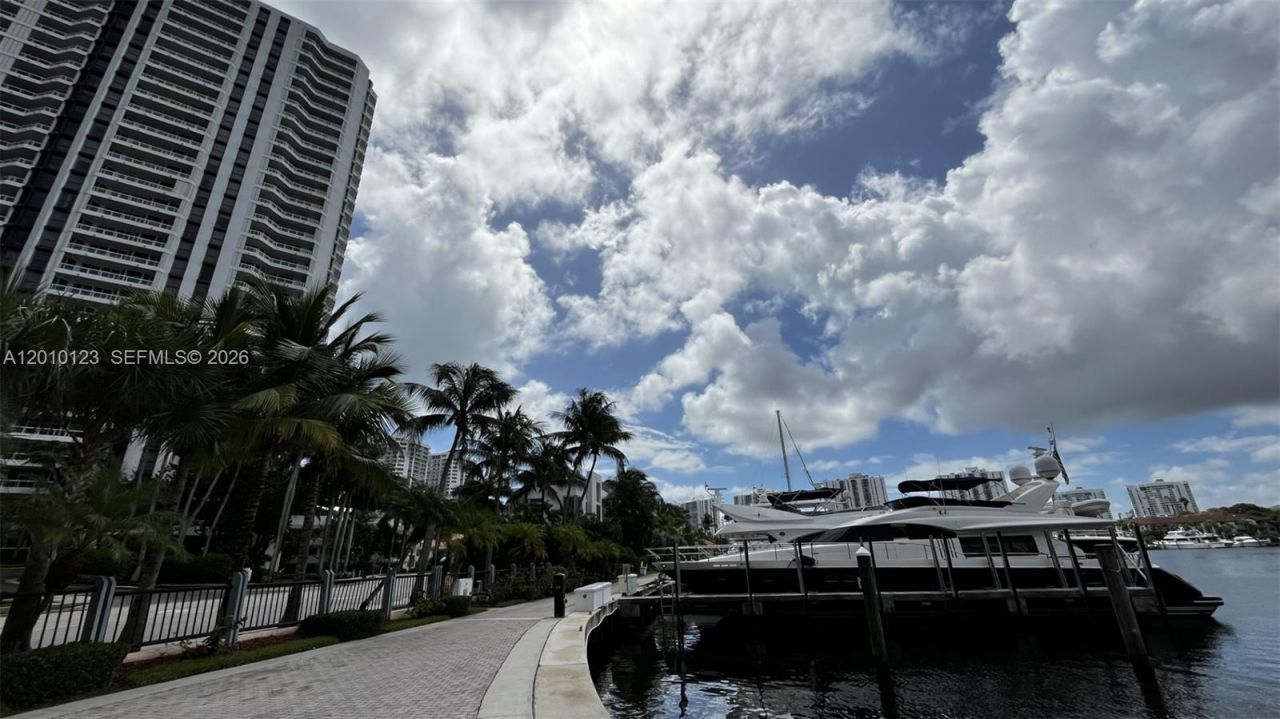 21150 Point Pl, Unit 1202, Aventura, FL 33180 Photo