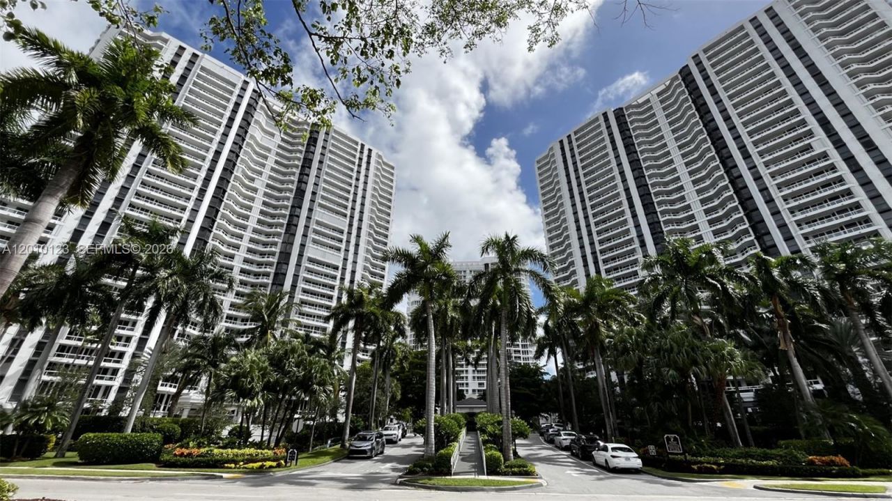 21150 Point Pl, Unit 1202, Aventura, FL 33180 Photo
