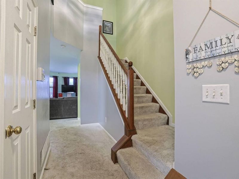 504 Fieldgate Drive, Florence, KY 41042 Photo 5