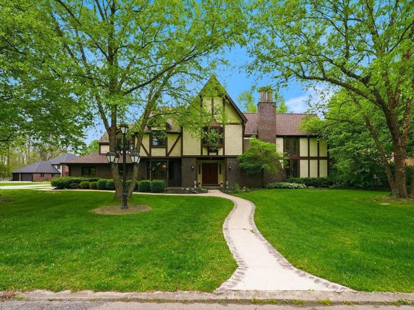2701 W Sun Valley Parkway, Muncie, IN 47303