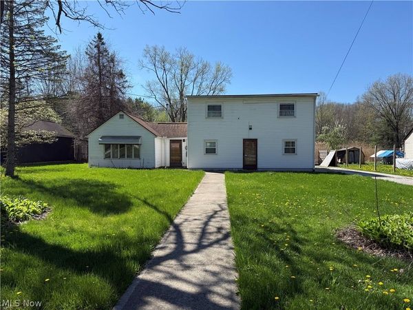 1420 Howe Drive , Brimfield, OH 44240