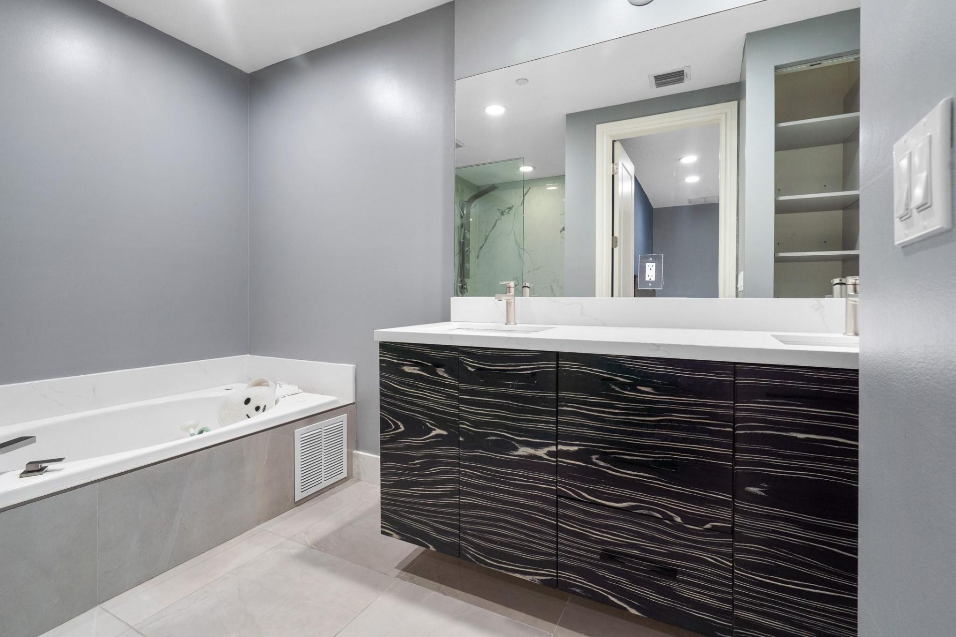 1123 NE 18th Avenue, Fort Lauderdale, FL 33304 Photo