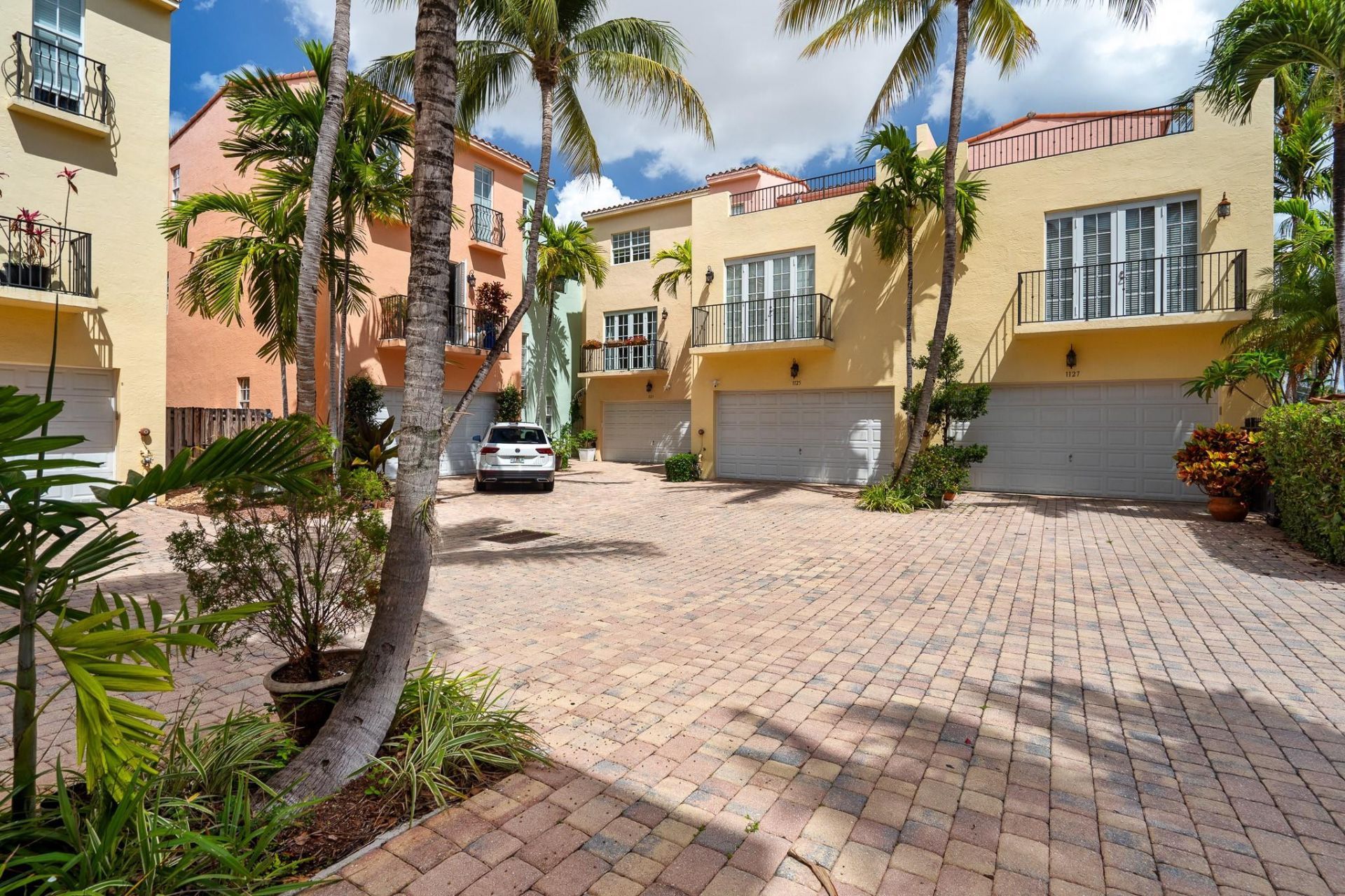 1123 NE 18th Avenue, Fort Lauderdale, FL 33304 Photo