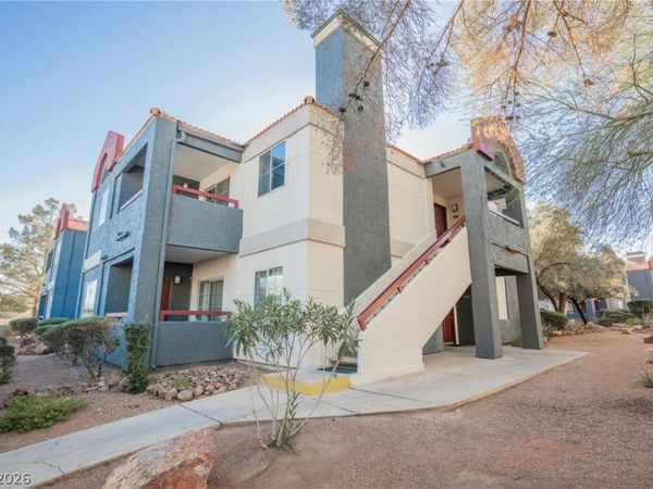 8600 W Charleston Boulevard , Unit 2037, Las Vegas, NV 89117