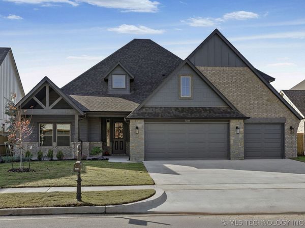 7109 E Queens Street , Broken Arrow, OK 74014