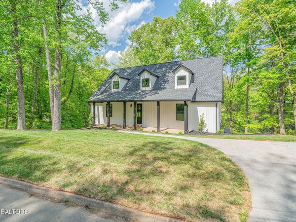 1512 Brentwood Drive, Athens, TN 37303