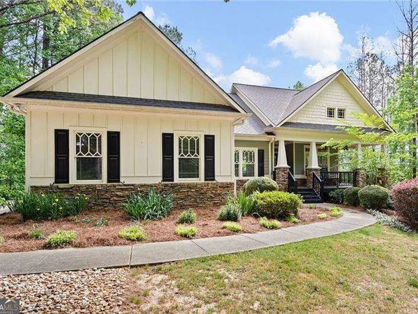 107 Georgetown Drive, Dallas, GA 30132