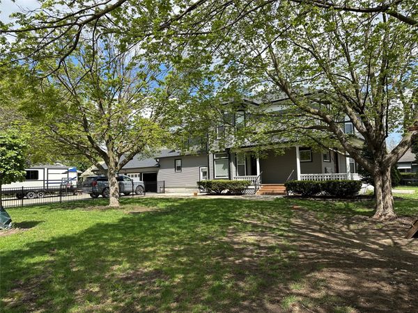 505 E Court Avenue, Winterset, IA 50273