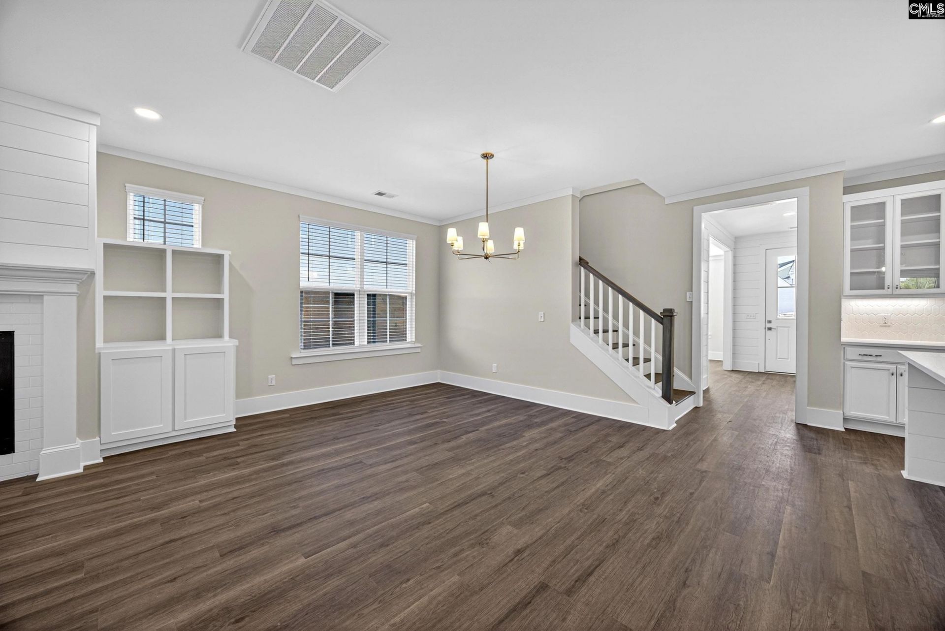 2046 Shallow Bluff Court  Photo 13