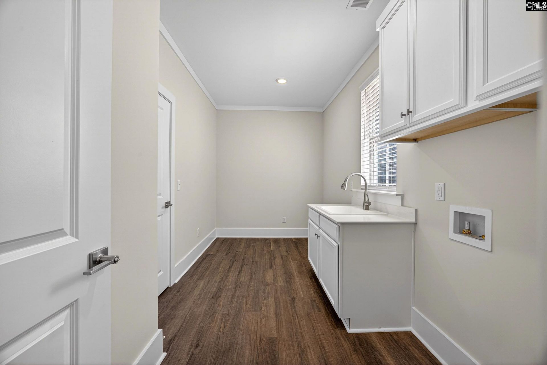 2046 Shallow Bluff Court  Photo 29