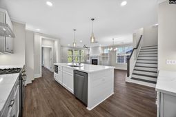 2046 Shallow Bluff Court  photo 4