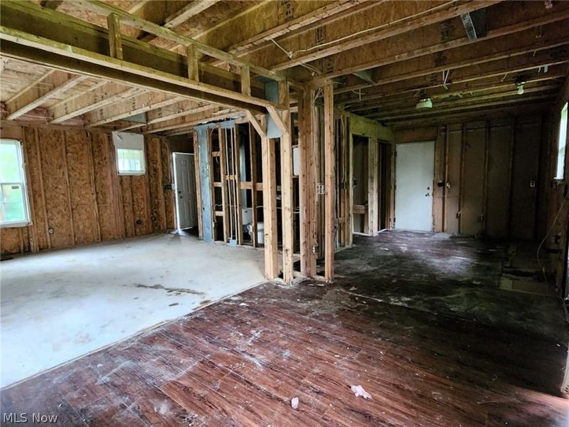 781 Amherst Street, Akron, OH 44311 Photo 5