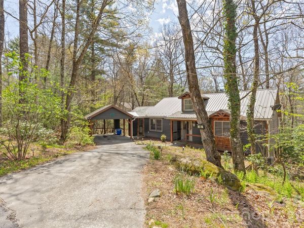 46 Poplar Court , Sapphire, NC 28774