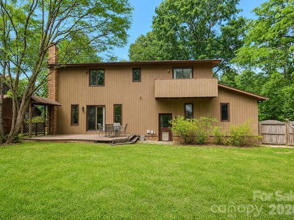 7040 Summer Place, Charlotte, NC 28213